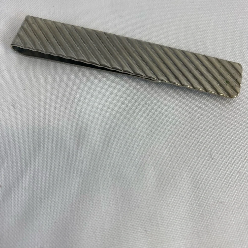 Vintage Silver Tone Diagonal Stripe money clip